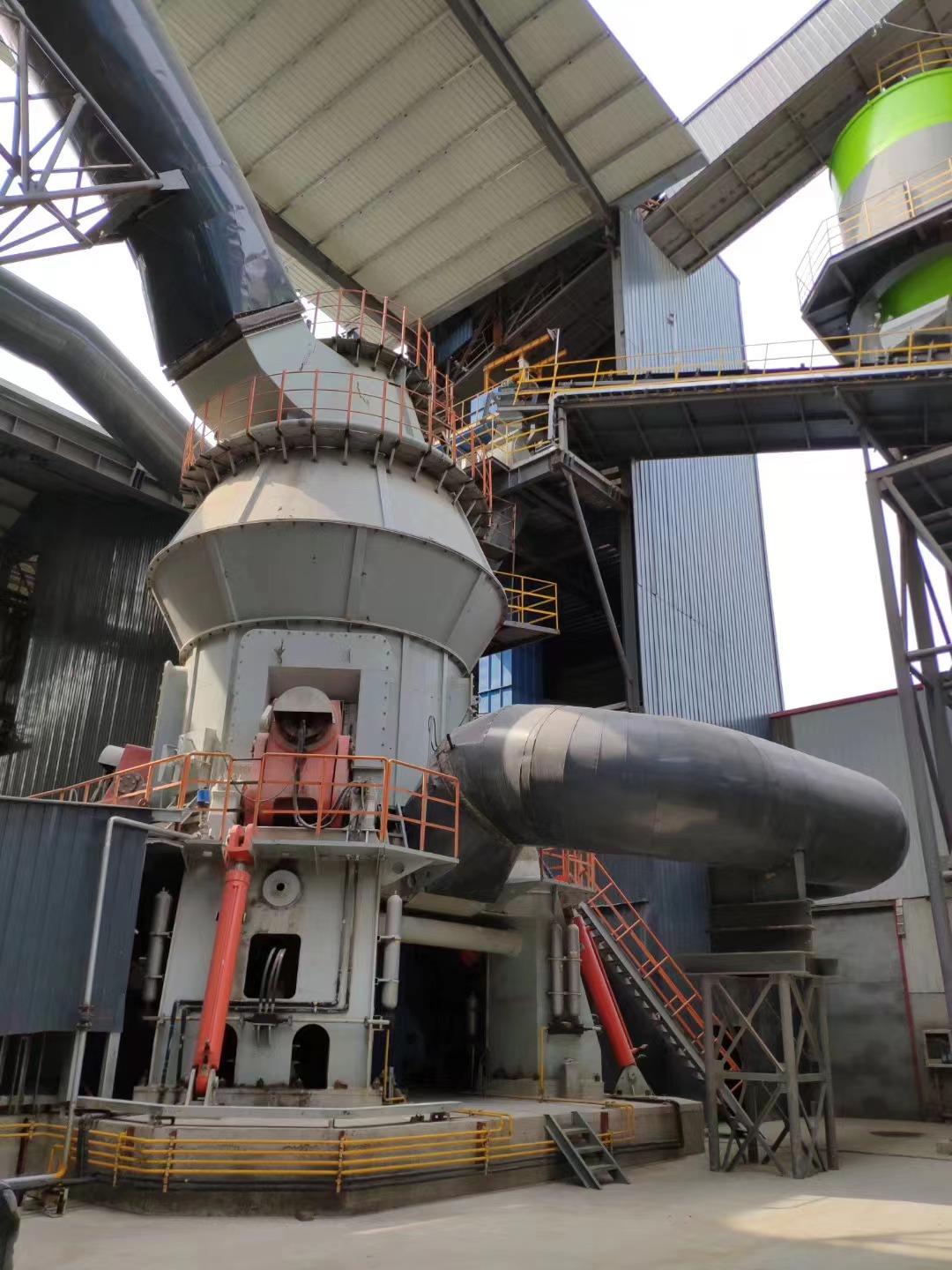 浙江湖州高強新材料四條礦粉生產(chǎn)線機電及鋼結構項目